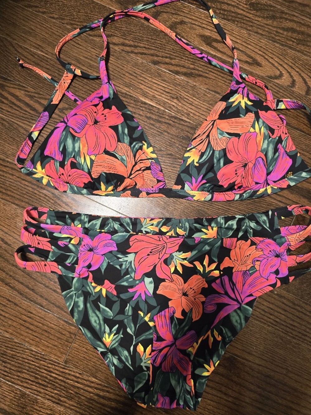 LA VIE EN ROSE RIVERSIBLE Tropical Floral Triangle Bikini Set Size L